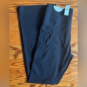 High-Rise Flare Leggings with Pockets - Real Me Xtra Holdup - Offline by Aerie